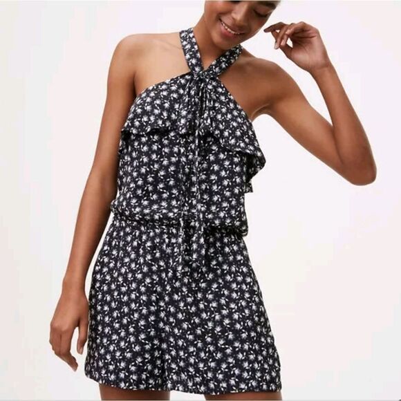 ANN TAYLOR LOFT HALTER FLORAL PRINT DESIGN TIE NECK SLEEVELESS WOMEN"S ROMPER - Picture 1 of 14